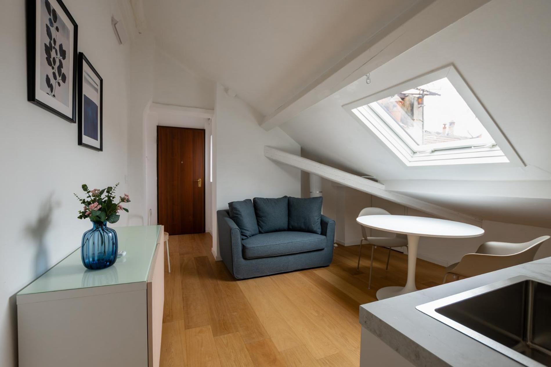 Appartement Via Crespi Attic *